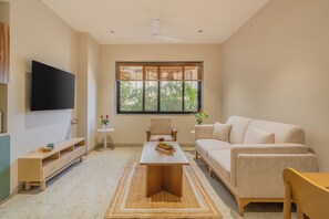 Apartament, 1 llit de matrimoni, no fumadors, cuina | Sala d'estar | Televisor de pantalla plana