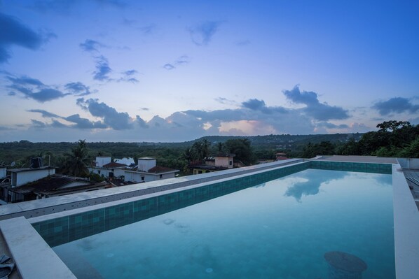 Piscina a l'aire lliure