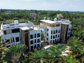 Exterior -  2-bedroom apartment with AC, WiFi in serene Diani Beach (Kwale County)