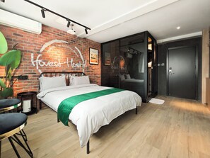 Comfort Double Room | Free WiFi, bed sheets - Iforest Hongkou Football Stadium (Shanghai)