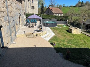 Terrace/patio - Le gite du Parayre, a renovated barn with games room, in Aveyron, France (Lunac)