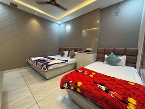 Zweibettzimmer | Allergikerbettwaren, Zimmersafe, schallisolierte Zimmer