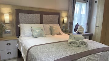 2 bedrooms, iron/ironing board, travel crib, WiFi