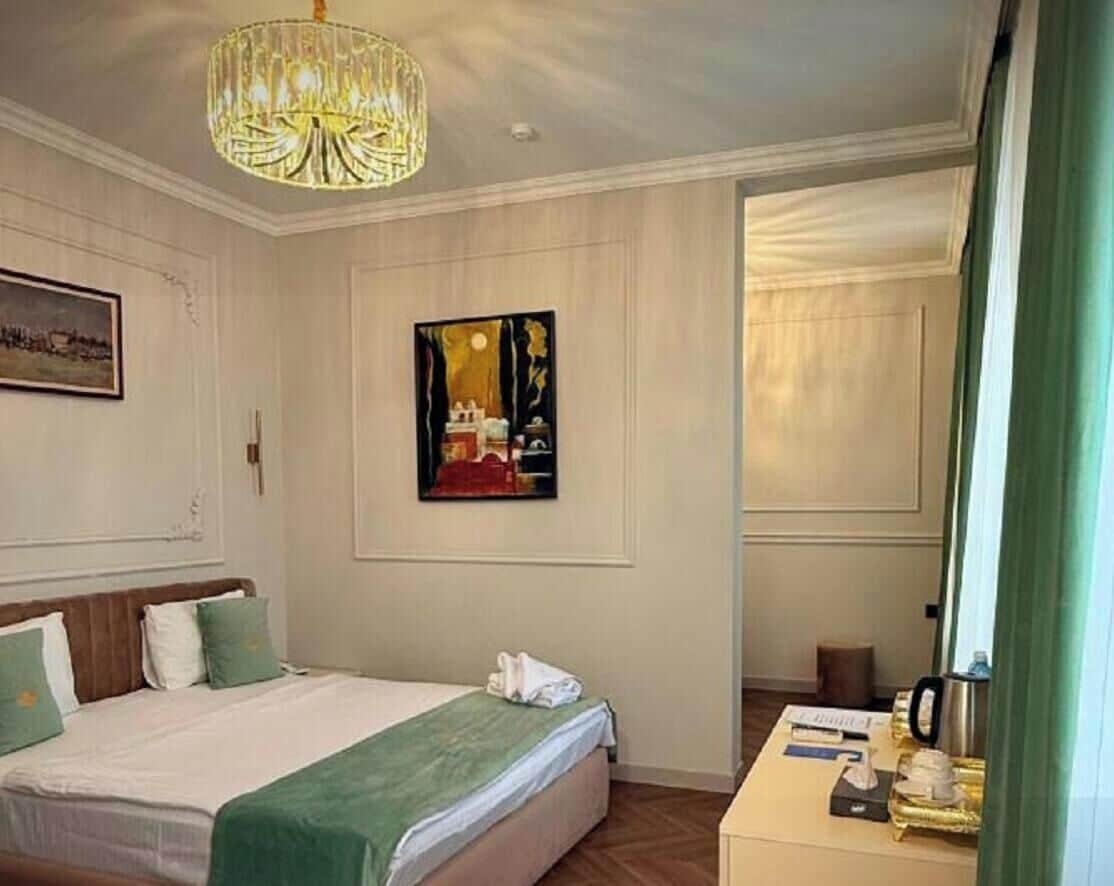 Family Room, Balcony, City View