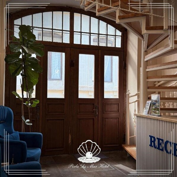 Property entrance - Perla De Mar Hotel (Baku)