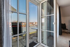 Interior - Apartment 'Irmi' with Balcony and Wi-Fi (Ihrlerstein)