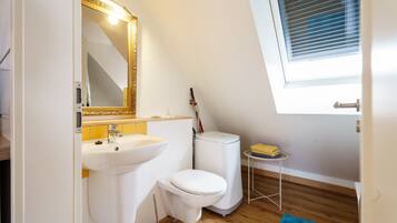 Douche, serviettes fournies