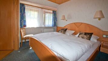 1 多间卧室、免费 WiFi、床单