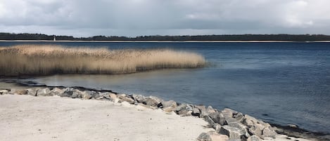 Vlak bij het strand