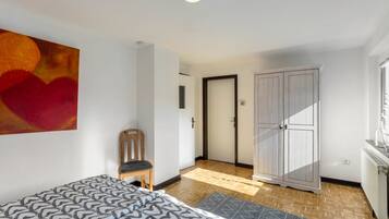 1 dormitori, wifi gratuïta i roba de llit