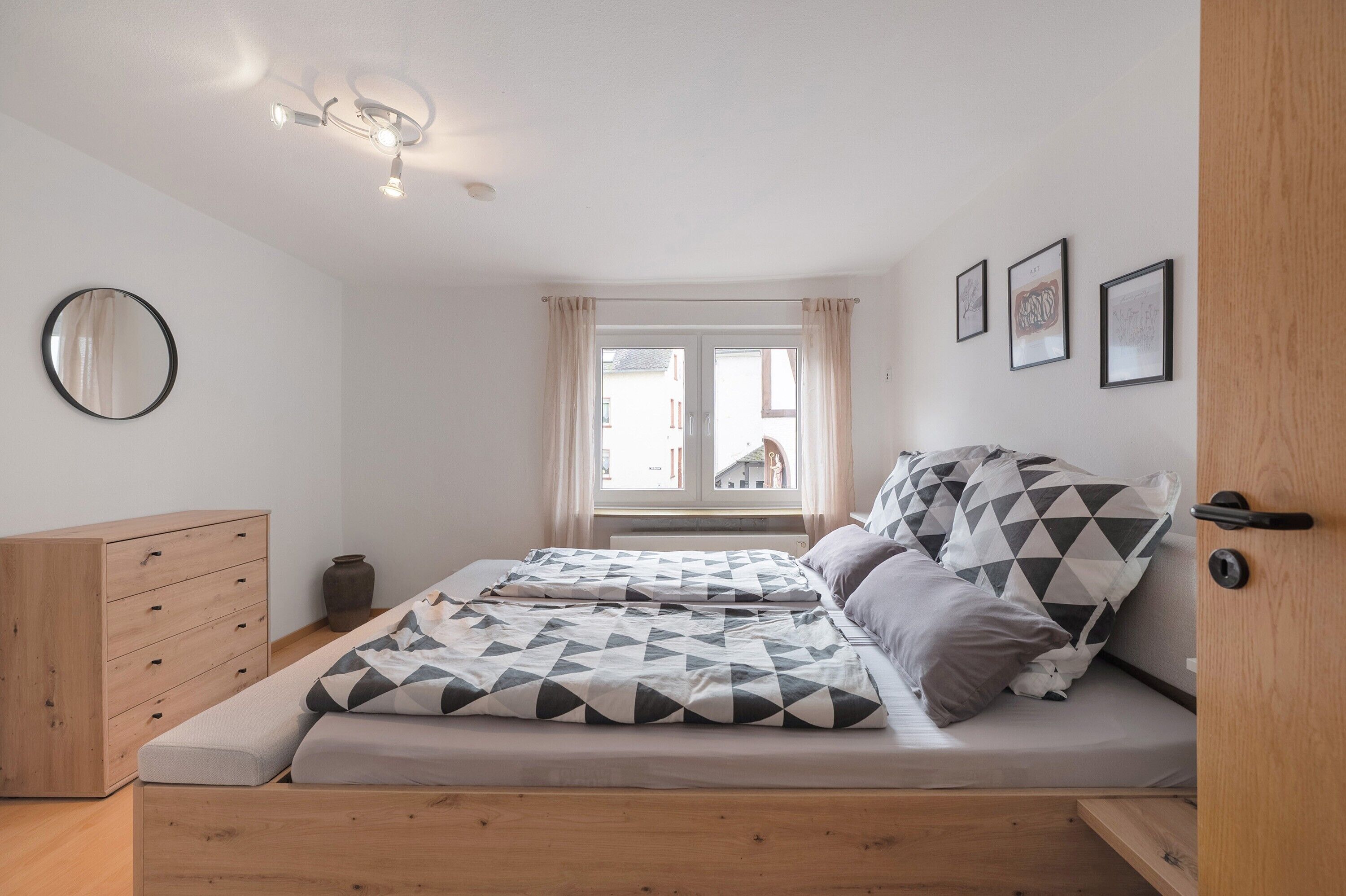 1 bedroom, free WiFi, bed sheets