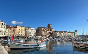 Marina