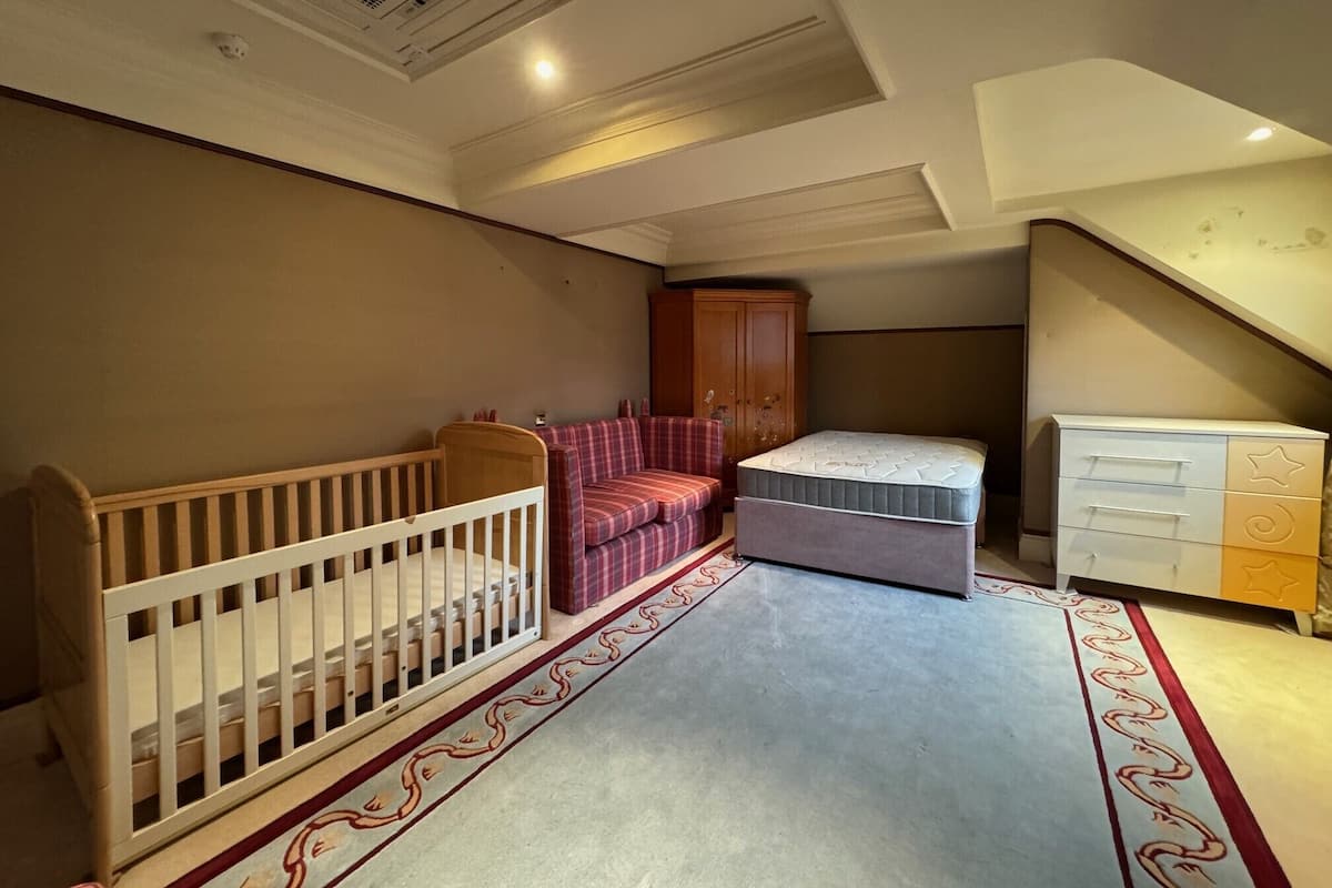 Habitación con 1 cama matrimonial o 2 individuales | Wifi gratis y ropa de cama