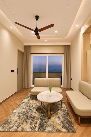 Presidential Room | Living area
