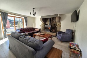 TV connectée, cheminée