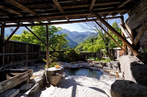 Hot springs - Ryokan Yakenoyu (Takayama)