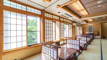 Ryokan dining