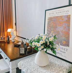 1 bedroom, desk, blackout curtains, free WiFi - Vinhomes Ocean Park Apartment FL09 (Hanoi)