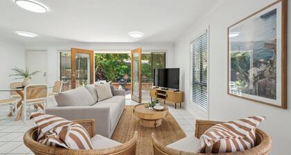 Brunswick Beach Club - Coastal Comfort Near Beach