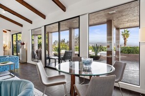 Dining - Spend Winter in Palm Springs! Overlooks Valley! Mountain Views! Private Pool! (Palm Springs)