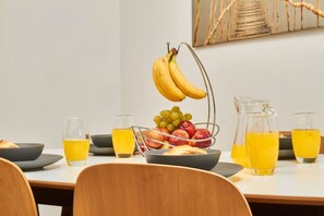 تناول الطعام