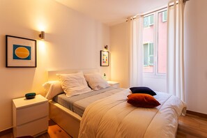 2 quartos, ferros/tábuas de passar roupa, Wi-Fi de cortesia