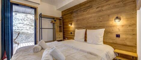 2 soverom, reiseseng for barn, wi-fi (inkludert) og sengetøy