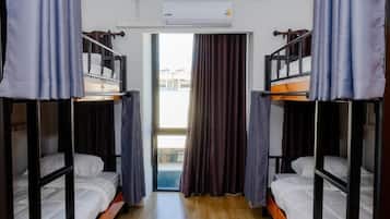 Basic Shared Dormitory | Free WiFi, bed sheets