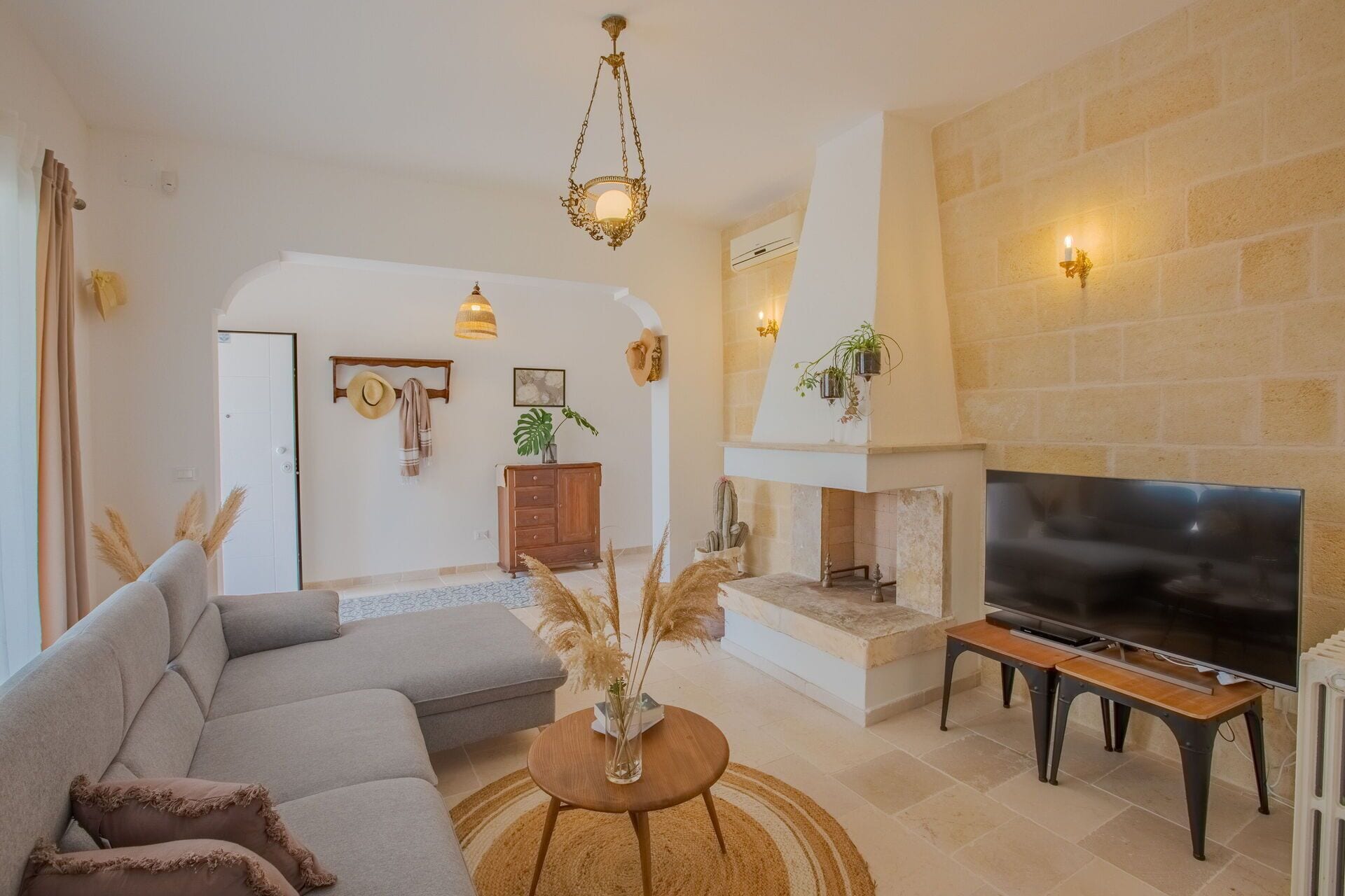 Interior Design, Möbel, Flooring, Holz, Decke, Fussboden, Wohnzimmer, Couch, Beleuchtung, Zimmer