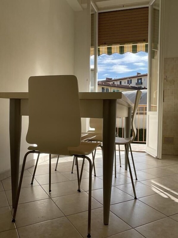 Classic Apartment, Balcony, City View | Living area