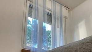 Departamento clásico, balcón, vista a la ciudad