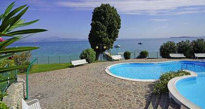 Specchio sul Lago in Manerba del Garda