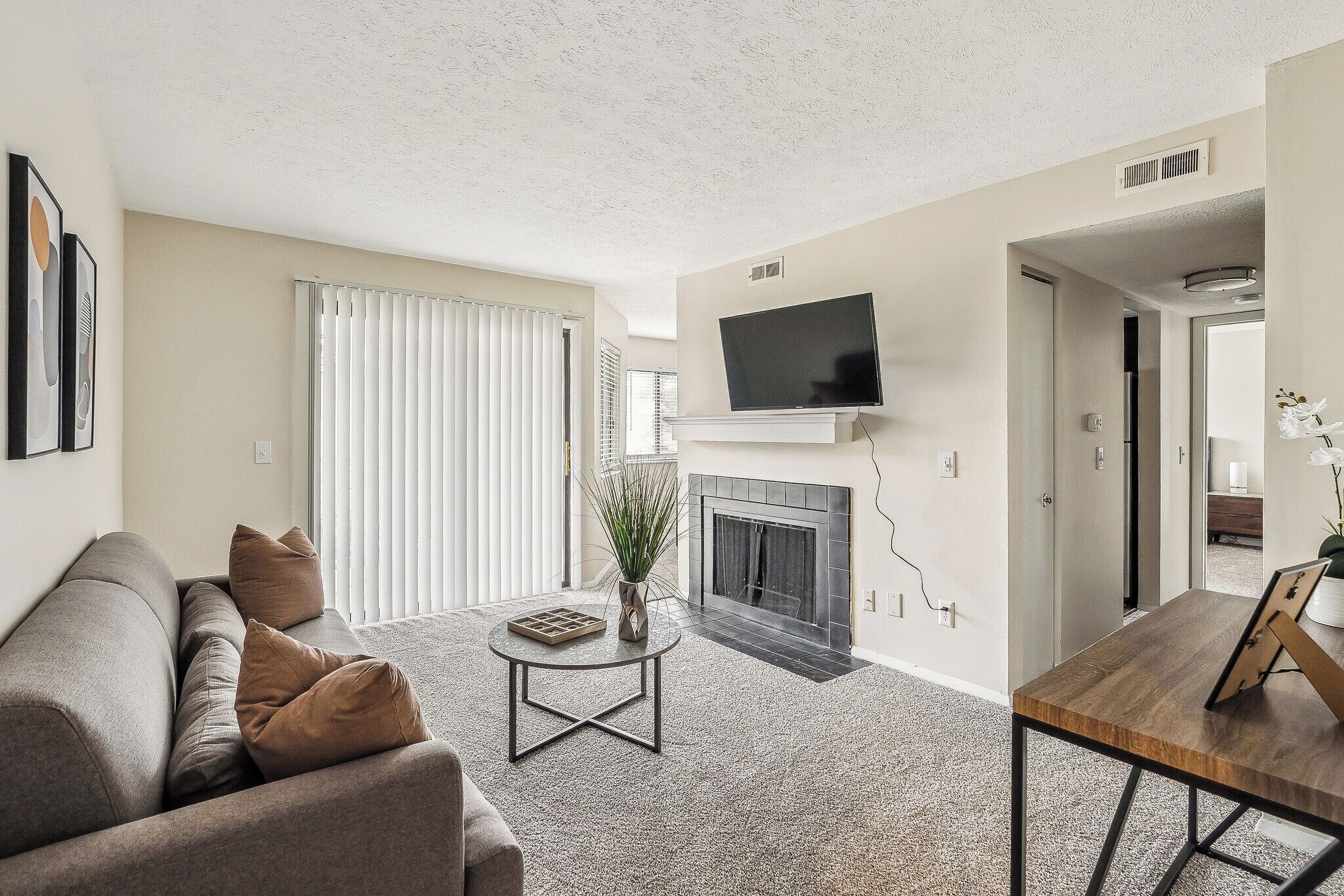 Smart TV, offices