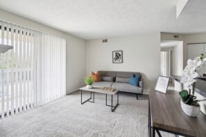 Smart TV, offices