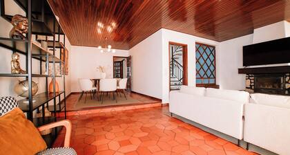 Casa da Laranja by Quantique
A casa de férias ideal para grupos