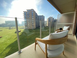 Apartment | Balcony - Apartment in Nieuwpoort With Terrace (Nieuwpoort)