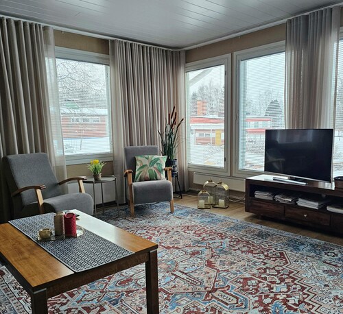 Beautifully and completely renovated house in lovely Ilomantsi. Pet-friendly!