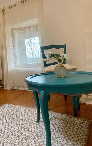 Desk, laptop workspace, free WiFi - Vercors en vert (Saint-Romans)