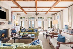 Smart TV - Discover 'The Crest', Your Carillon Beach Retreat + Amenities (Panama Beach)