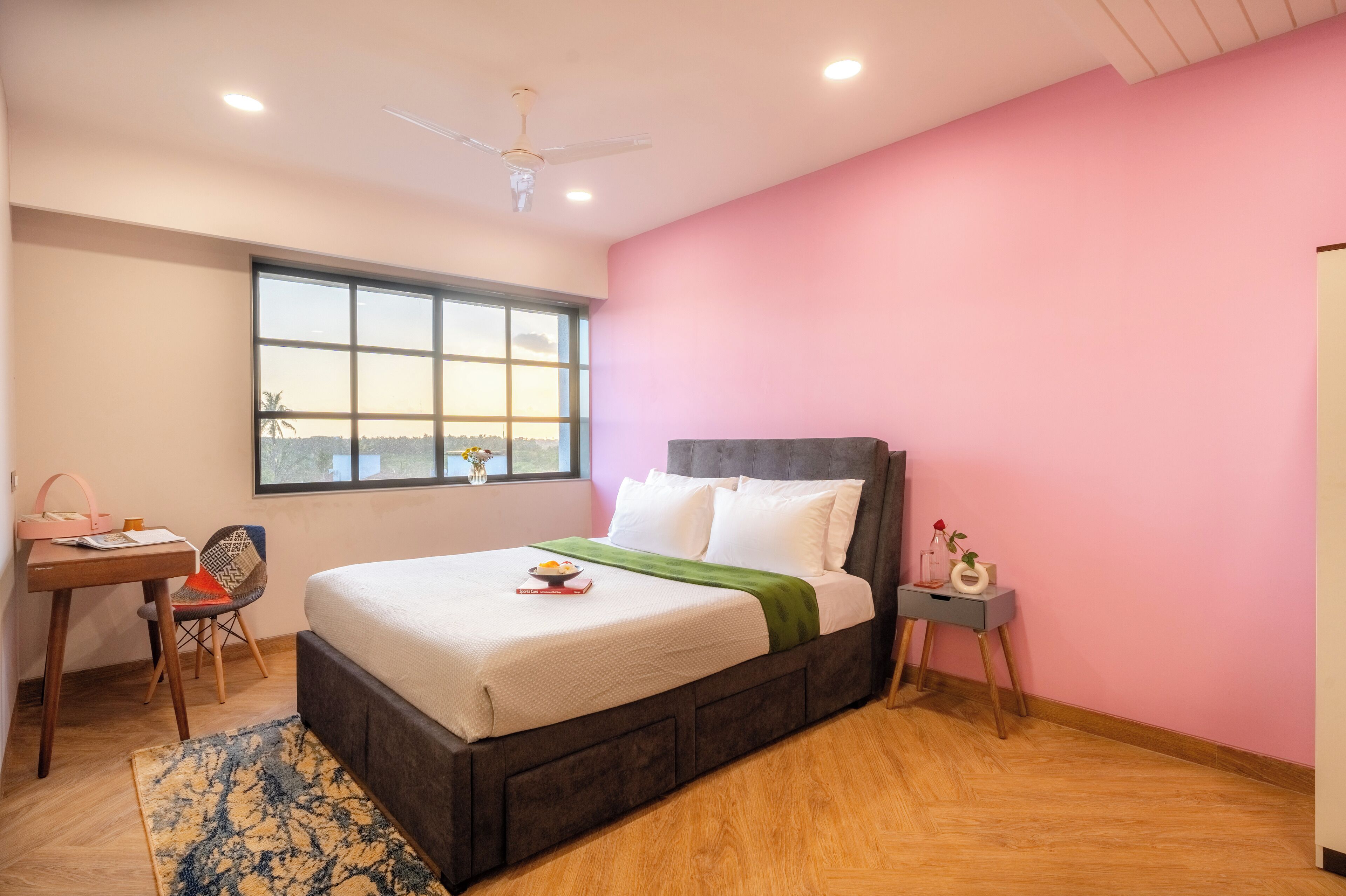 Apartment, 1 Queen Bed, Accessible Bathtub, Kitchenette | 1 bedroom, blackout curtains, iron/ironing board, free WiFi