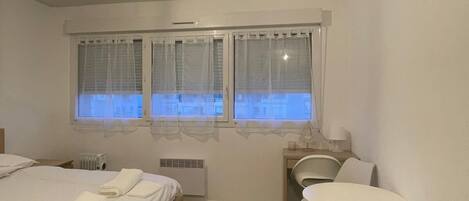 1 bedroom, iron/ironing board, bed sheets