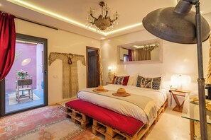 Superior Double Room, Non Smoking, Bathtub | Premium bedding, in-room safe, individually decorated - Villa Otia (Marrakech)