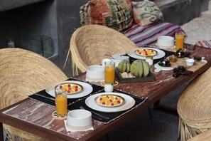 Premium bedding, Select Comfort beds, in-room safe - Villa Otia (Marrakech)