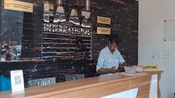 Quầy tiếp tân