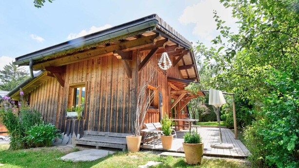 Exterior - Charming chalet with terrace at Pleney base, near center, parking (Morzine)