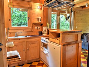 Refrigerador, microondas y lavavajillas 