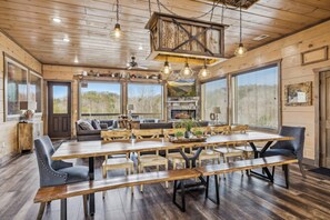 Dining - Ultimate Entertaining Cabin - Indoor Pool - Theater Room - King Beds - Hot Tub (Sevierville)