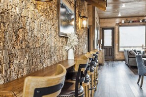 Interior - Ultimate Entertaining Cabin - Indoor Pool - Theater Room - King Beds - Hot Tub (Sevierville)