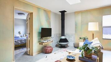 2 Schlafzimmer, Schreibtisch, Bügeleisen/Bügelbrett, Reisekinderbett