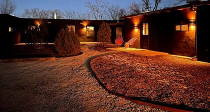 Dreamy, Airy 2bd - Senja Suite @ La Dea